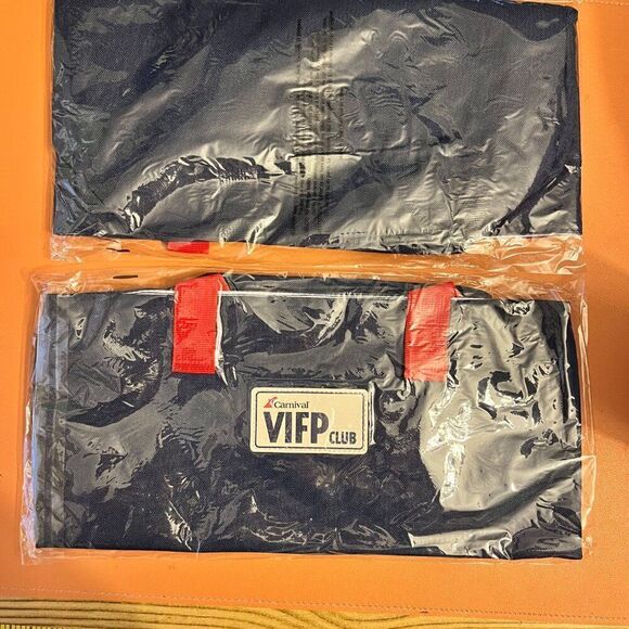 NEW Carnival Cruise Line Blue VIFP Club Tote Pool Beach Bag Diamond Guest Gift - Picture 14 of 14